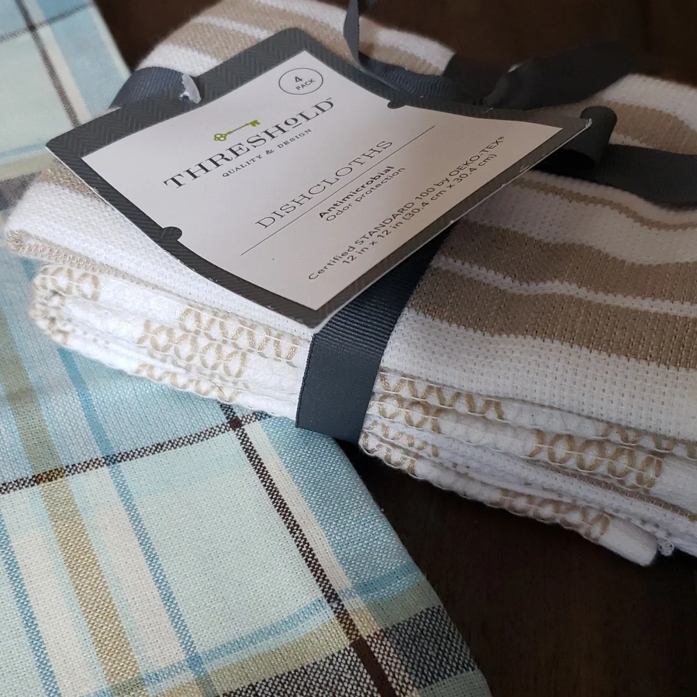 IKEA NWOT Plaid Kitchen Dish Towel and Threshold Dish Cloths